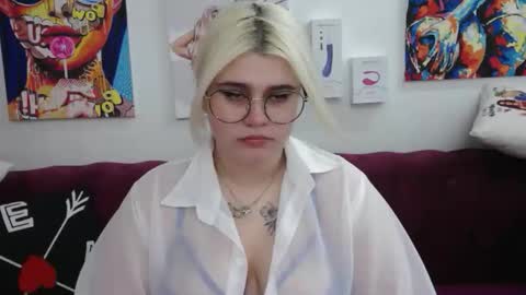 Amber online show from October 13, 1:41 am