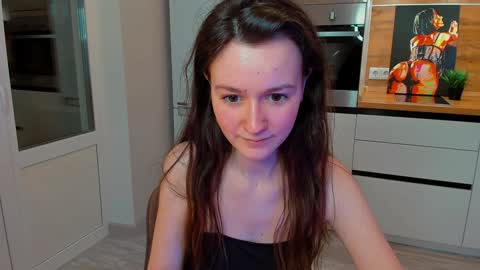 Snapshot of ameli_moon chatting on January 8, 3:28 pm Eileen online show from January 8, 3:28 pm