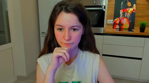 Snapshot of ameli_moon chatting on January 3, 2:19 pm Eileen online show from January 3, 2:19 pm