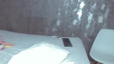 Snapshot of ameli_porter2 chatting on December 13, 9:04 am ameli online show from December 13, 9:04 am
