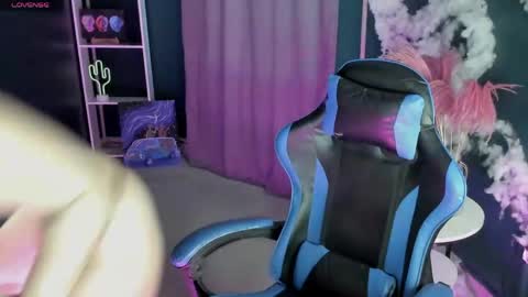 amelia__goth online show from June 3, 2:33 pm