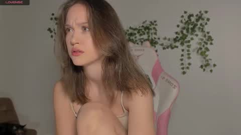 Snapshot of amelia_lein chatting on September 14, 12:19 am Your Amelia online show from September 14, 12:19 am