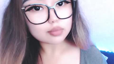 Amelia online show from July 29, 5:24 pm