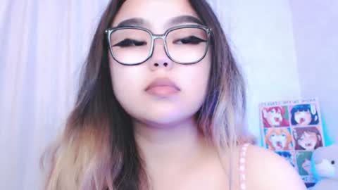 Amelia online show from July 17, 9:40 pm