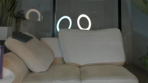 Ameliajones online show from April 9, 6:19 am