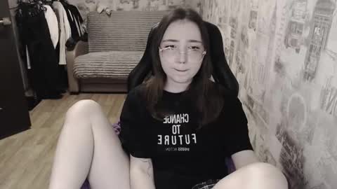 Amelia online show from February 14, 8:15 pm