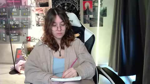 Amelia online show from November 11, 8:33 am