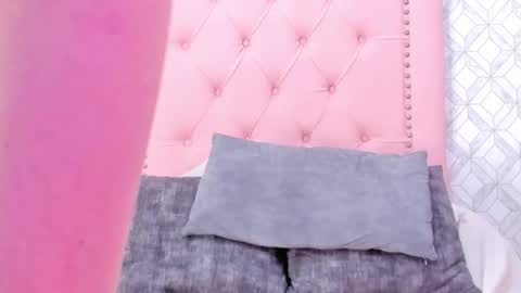 amelie_rouse_ online show from March 7, 6:57 am