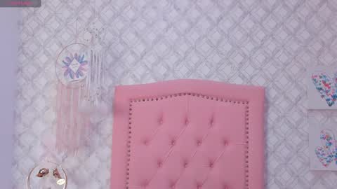 amelie_rouse_ online show from February 21, 8:27 pm