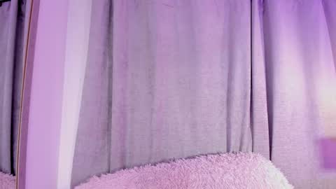 Amelia online show from January 11, 11:32 pm