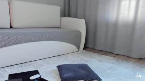 Amelina Love online show from May 24, 11:09 am