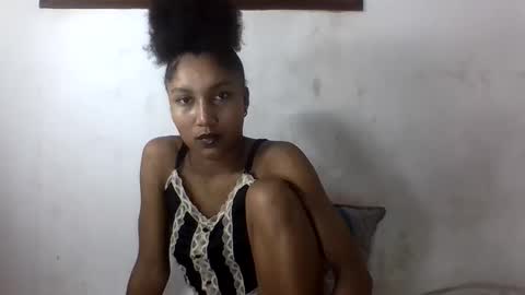 amelisy20005 online show from May 5, 12:02 am