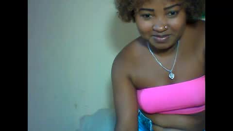 amielle_01 online show from April 17, 12:29 pm