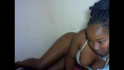 amielle_01 online show from April 14, 8:20 pm