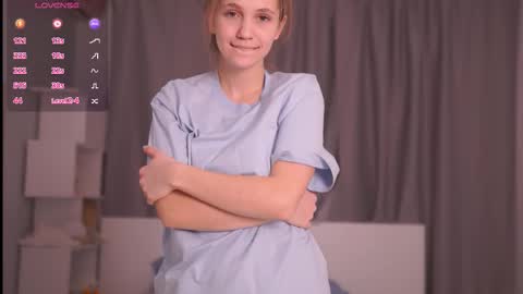 Emily online show from December 5, 5:47 pm