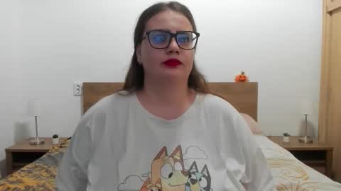 Amira Vyxen online show from November 13, 1:37 am