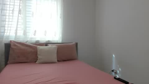 Amira Vyxen online show from March 18, 8:30 am