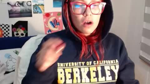 yisel online show from November 14, 11:49 pm