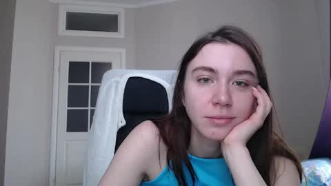 miss unforgettable online show from April 12, 10:29 am