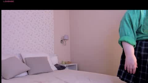 Amy Hall online show from March 12, 9:34 am