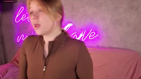 Amy online show from November 9, 12:27 am