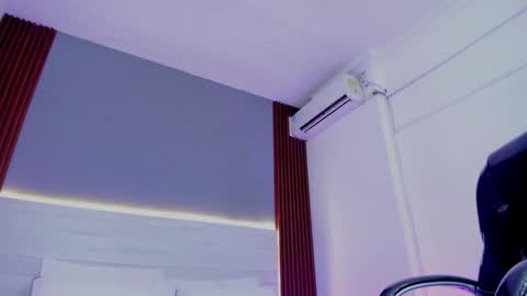 amy_leah_ online show from December 4, 9:48 pm