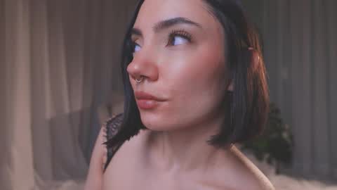 Amy Armstrong online show from March 23, 11:32 pm