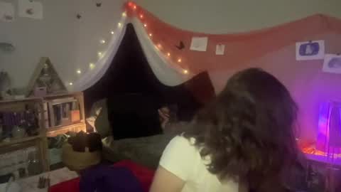 amydreamgirl online show from January 7, 7:52 am