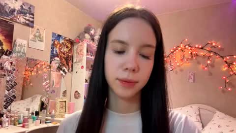 Milou online show from December 5, 1:45 pm