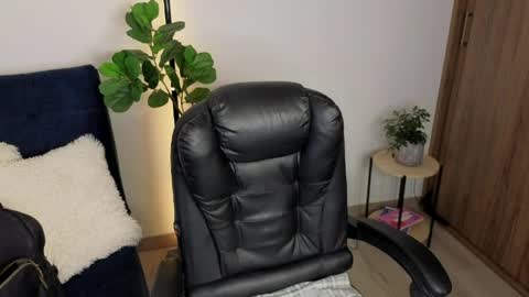 Aleja  online show from March 30, 12:21 am