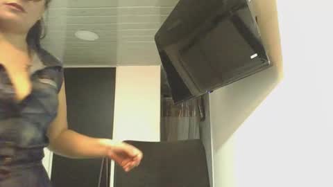 Ana online show from March 11, 11:37 pm