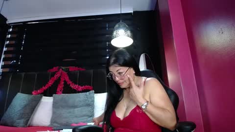 Ana online show from February 6, 4:47 pm