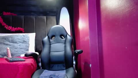 Ana online show from February 4, 1:56 am