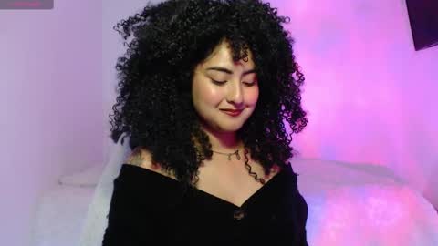 Ana Ricciardi online show from February 11, 12:49 am