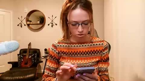 Anabelleleigh online show from August 4, 3:23 am