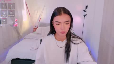 ANABEL WOLF  online show from January 14, 3:17 pm