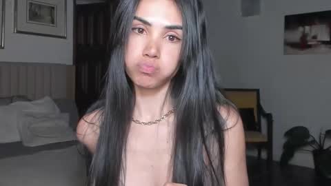 Ana Henao or Annie... Follow me ahenaocb Insta  X online show from January 15, 9:32 pm