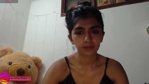 Anahi Browns online show from February 6, 2:44 am