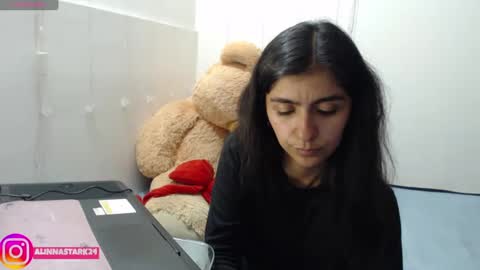 Anahi Browns online show from November 6, 11:21 pm