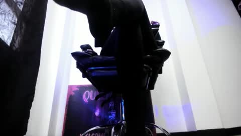 Snapshot of anai_gomez chatting on October 16, 8:22 pm Callme Mistress Ani online show from October 16, 8:22 pm