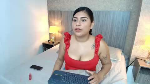 Anais online show from May 27, 11:29 am
