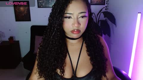      help me to get 100 thumps up  online show from December 14, 12:16 am