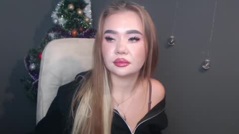 anastacyyellig online show from December 22, 9:51 pm