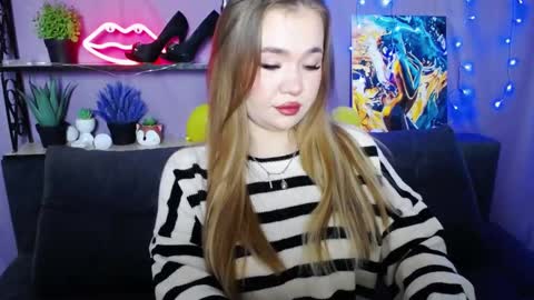 anastacyyellig online show from January 20, 8:07 pm