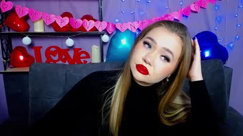 anastacyyellig online show from February 14, 6:23 am