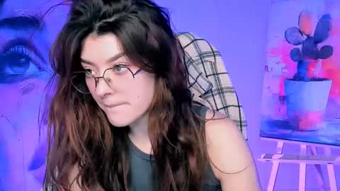 Ana online show from February 8, 1:26 pm