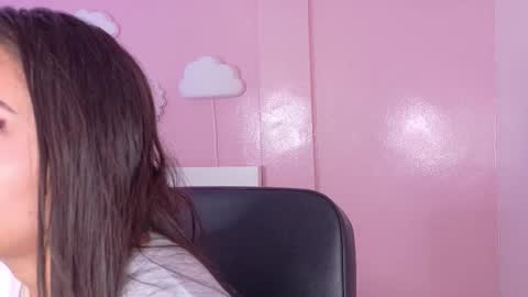 Snapshot of anavicc__ chatting on October 16, 10:29 am Kendra online show from October 16, 10:29 am