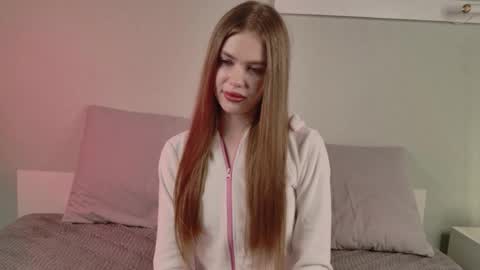 anayalowe online show from May 31, 12:22 pm