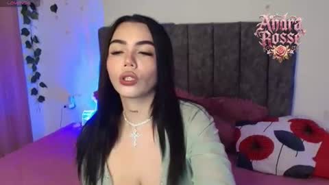 Andra de la Rosse online show from July 13, 2:51 pm