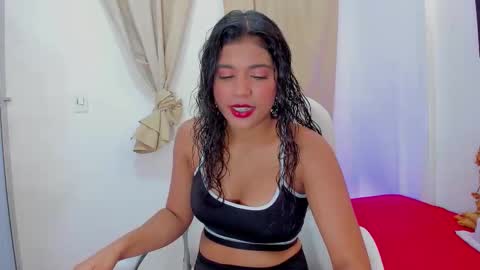 Andrea online show from November 22, 6:43 pm